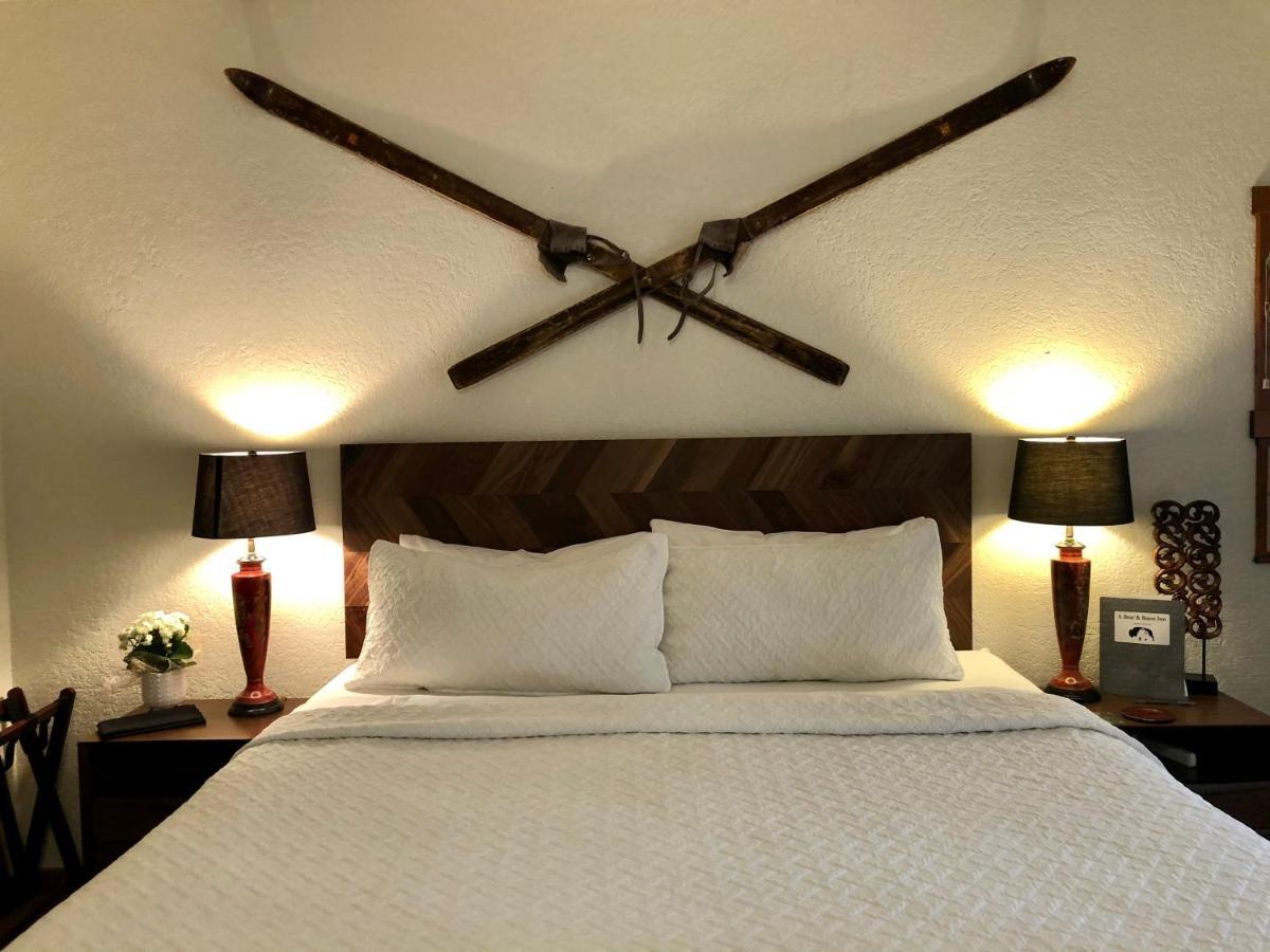 A Bear And Bison Country Inn Canmore Dış mekan fotoğraf