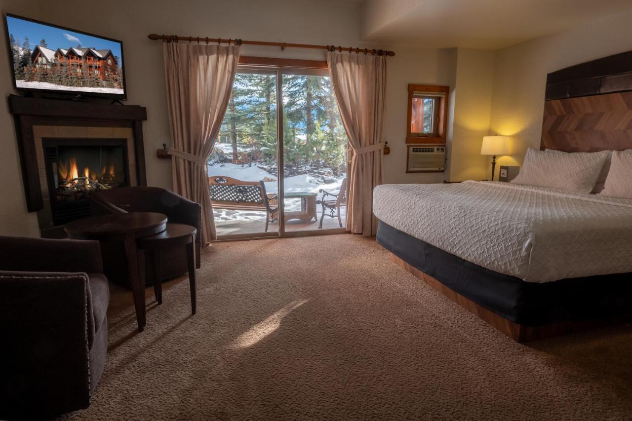 A Bear And Bison Country Inn Canmore Dış mekan fotoğraf