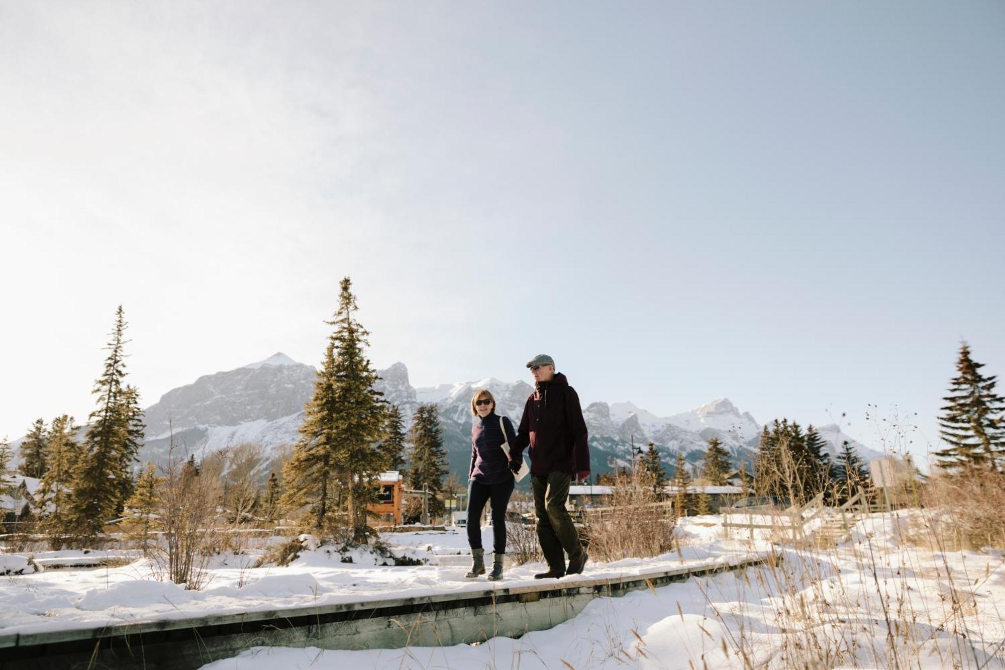 A Bear And Bison Country Inn Canmore Dış mekan fotoğraf